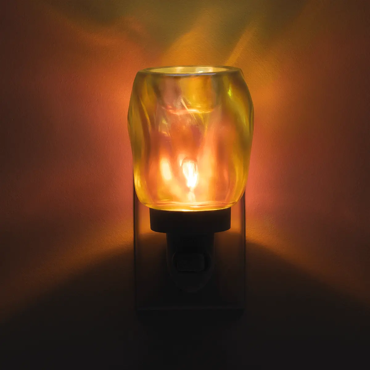 Bubbled – Iridescent Mini Warmer - Image 5