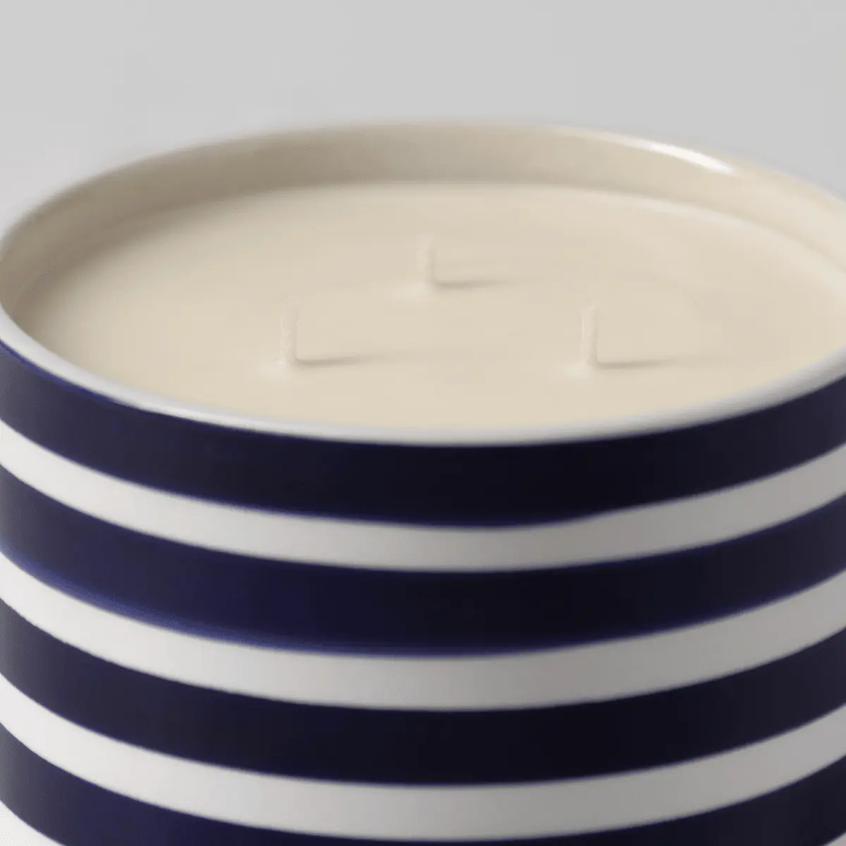 Barefoot Beach Scented Candle - Image 5