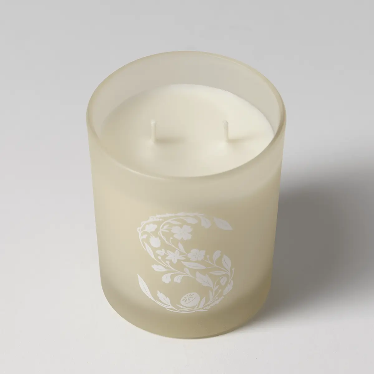 Cozy Vanilla Scented Candle - Image 3